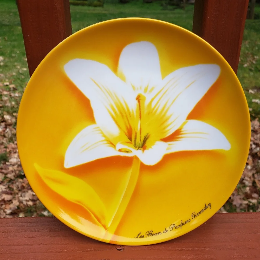 2003 (4) Givenchy Les Fleurs de Parfums Givenchy Porcelain Flower Plates- 8.25